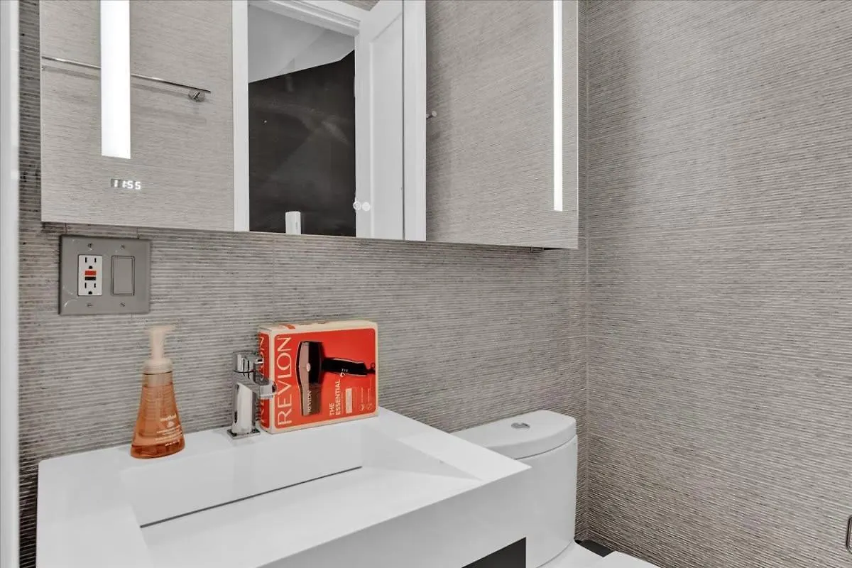 Modern West Village 1Br Garden Steps To Subway New York